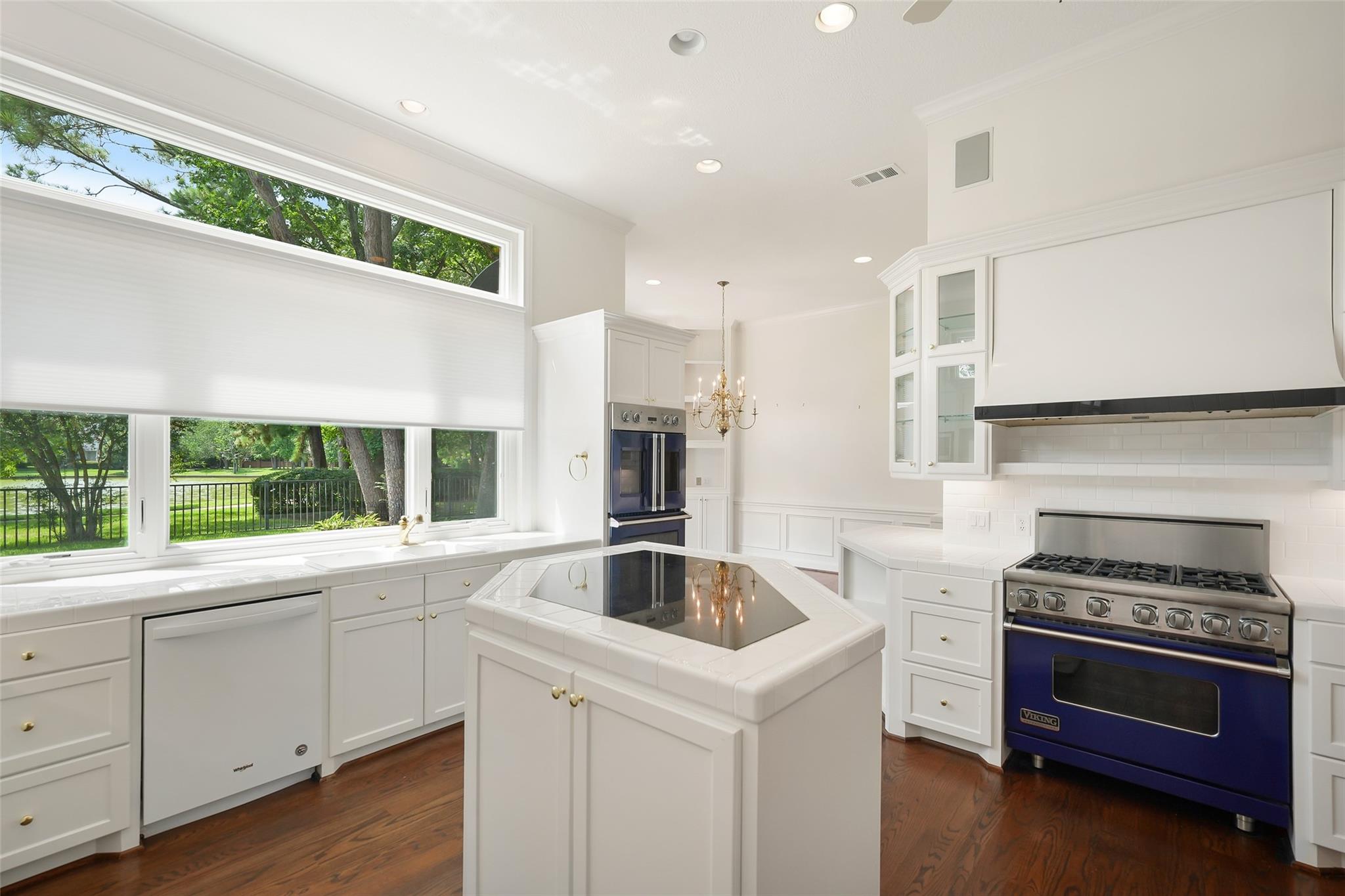 5607 Walnut Point Drive