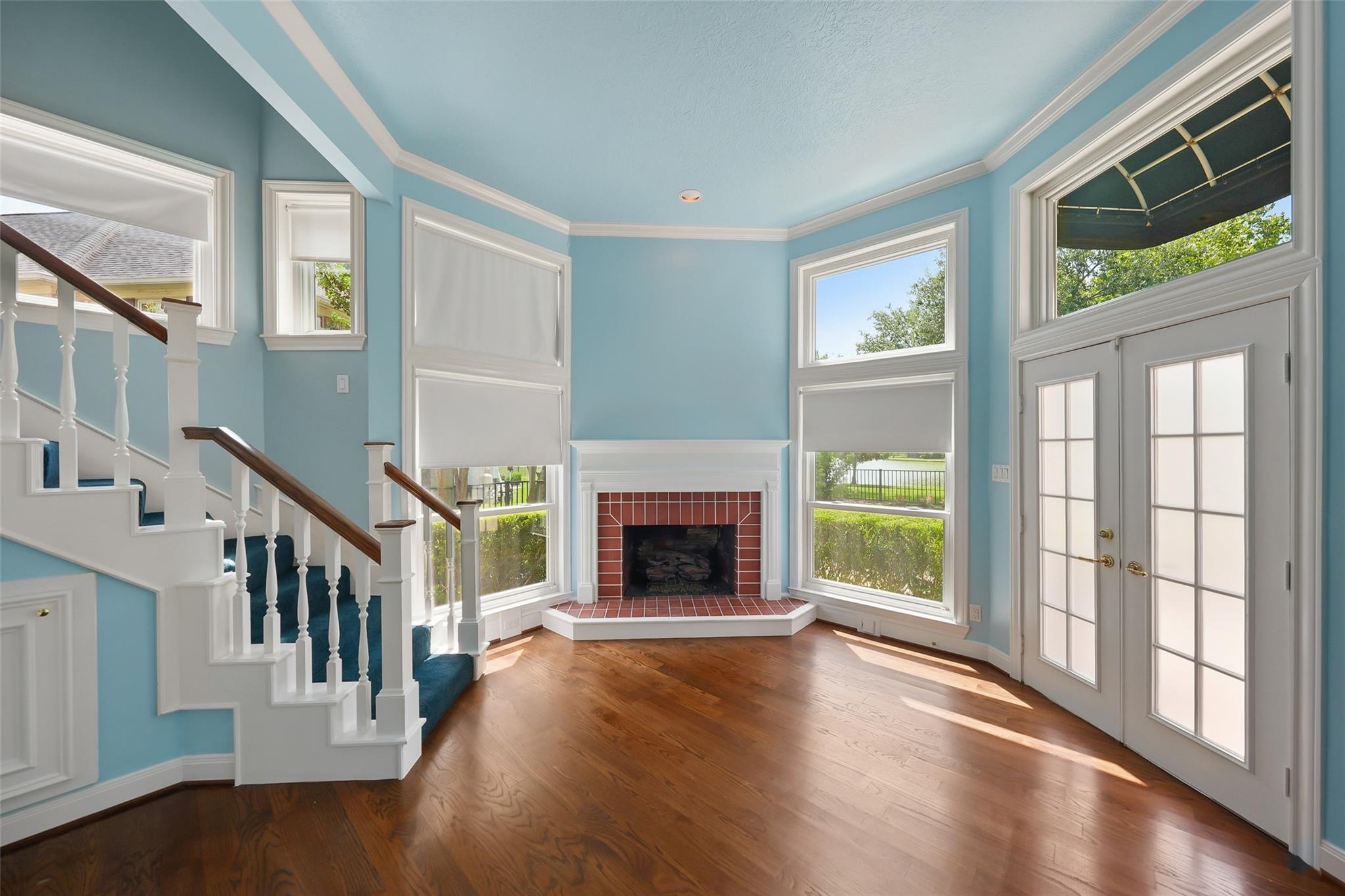 5607 Walnut Point Drive