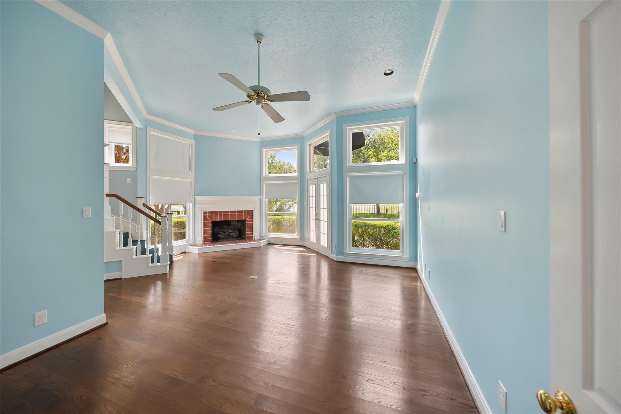 5607 Walnut Point Drive