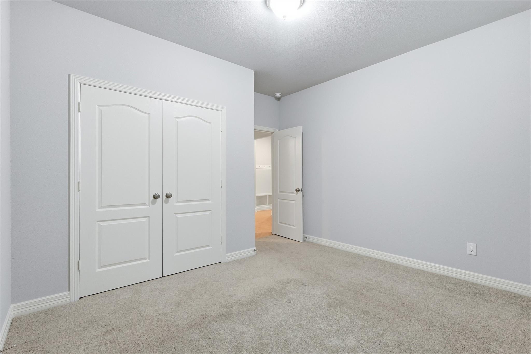 119 Buttonwood Court