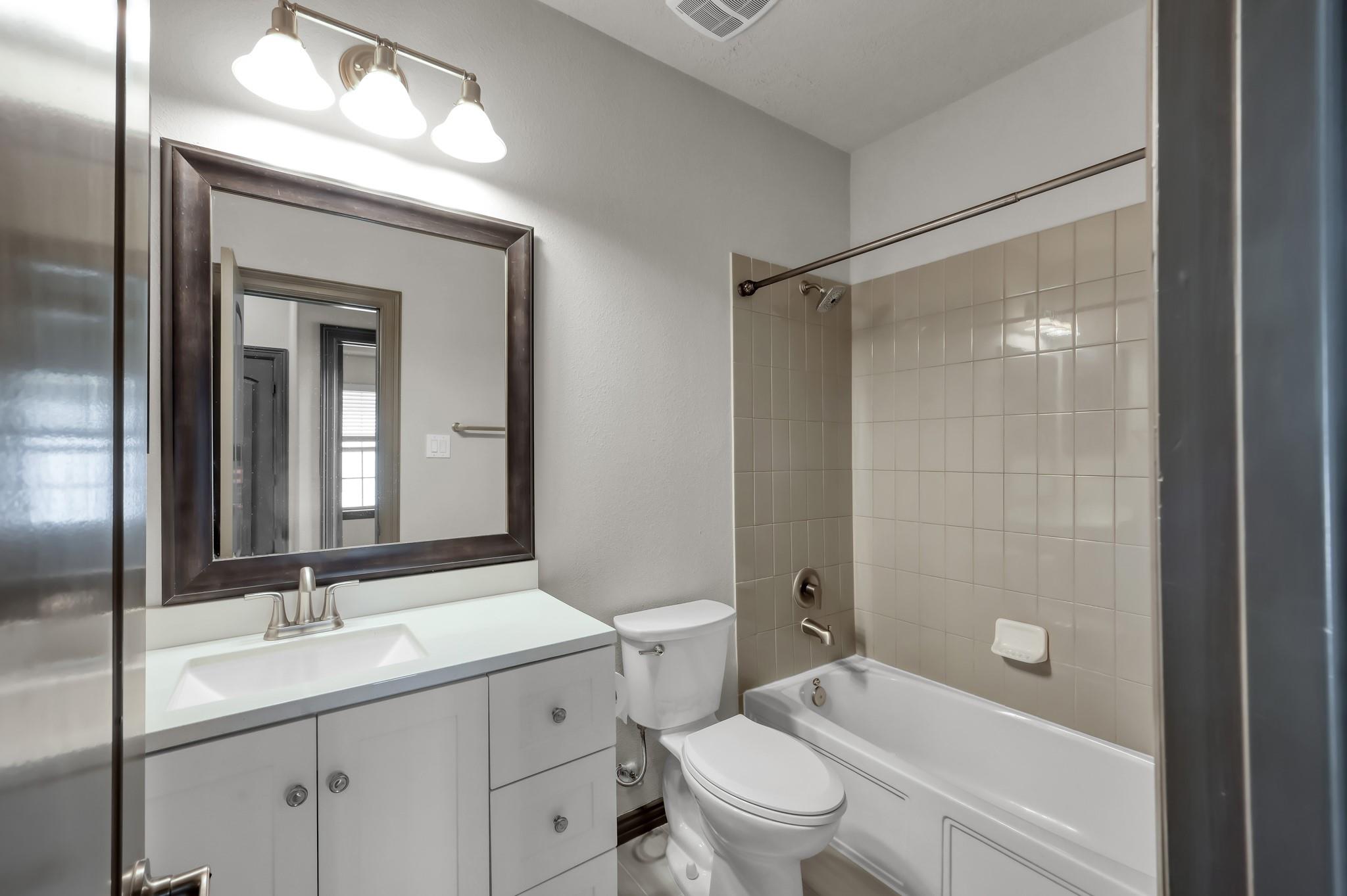38 Aventura Place