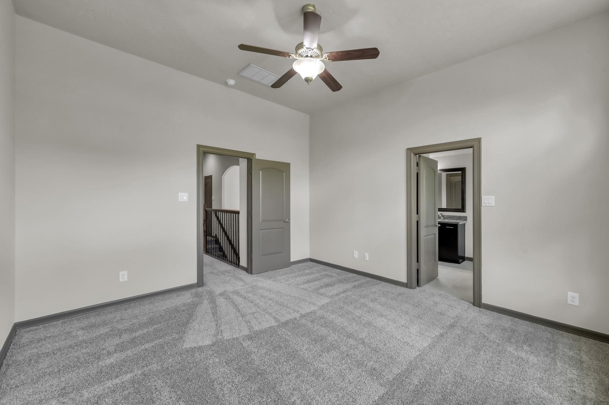 38 Aventura Place
