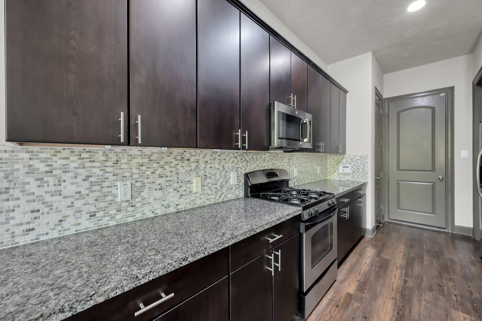 38 Aventura Place