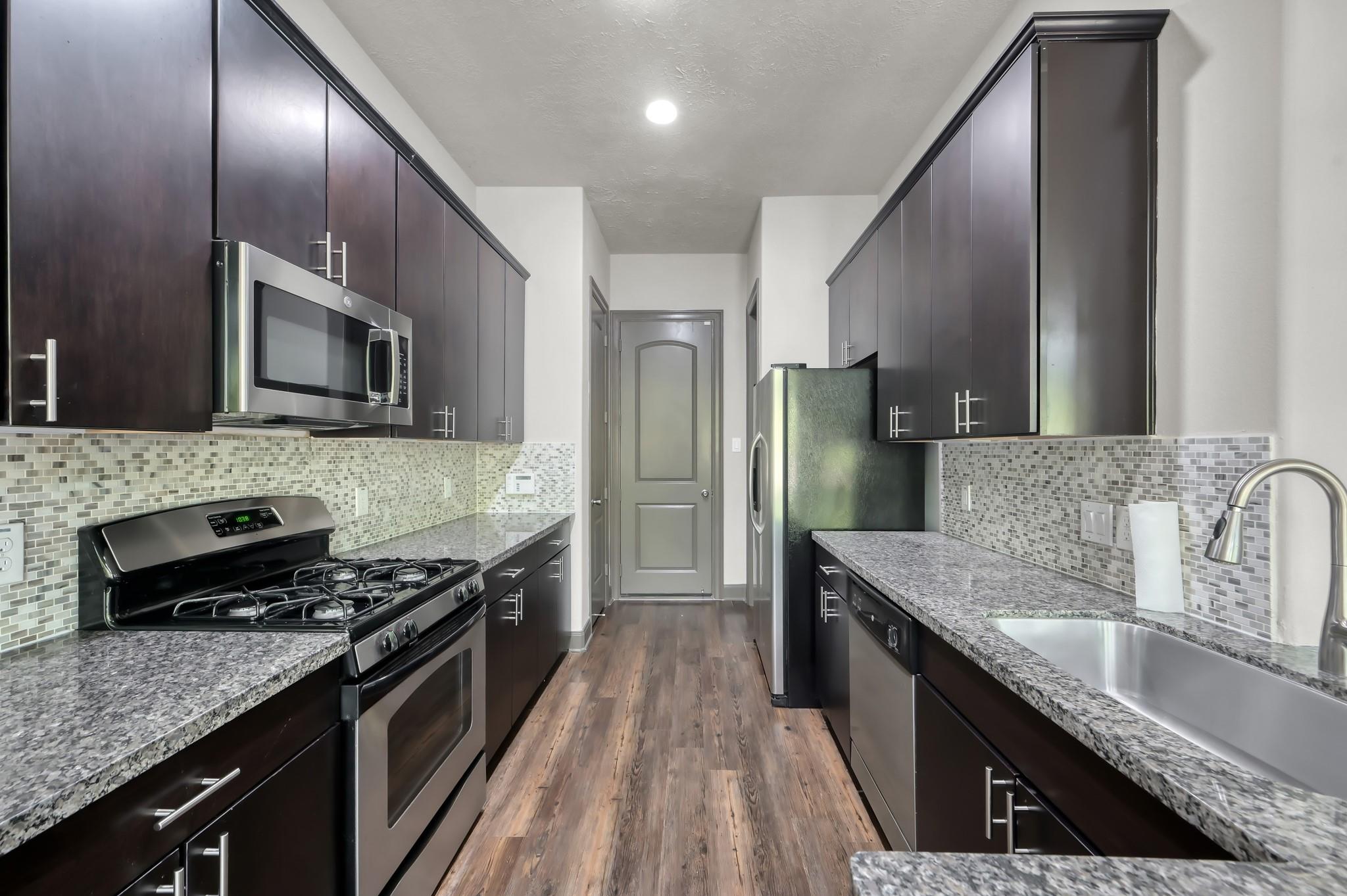 38 Aventura Place