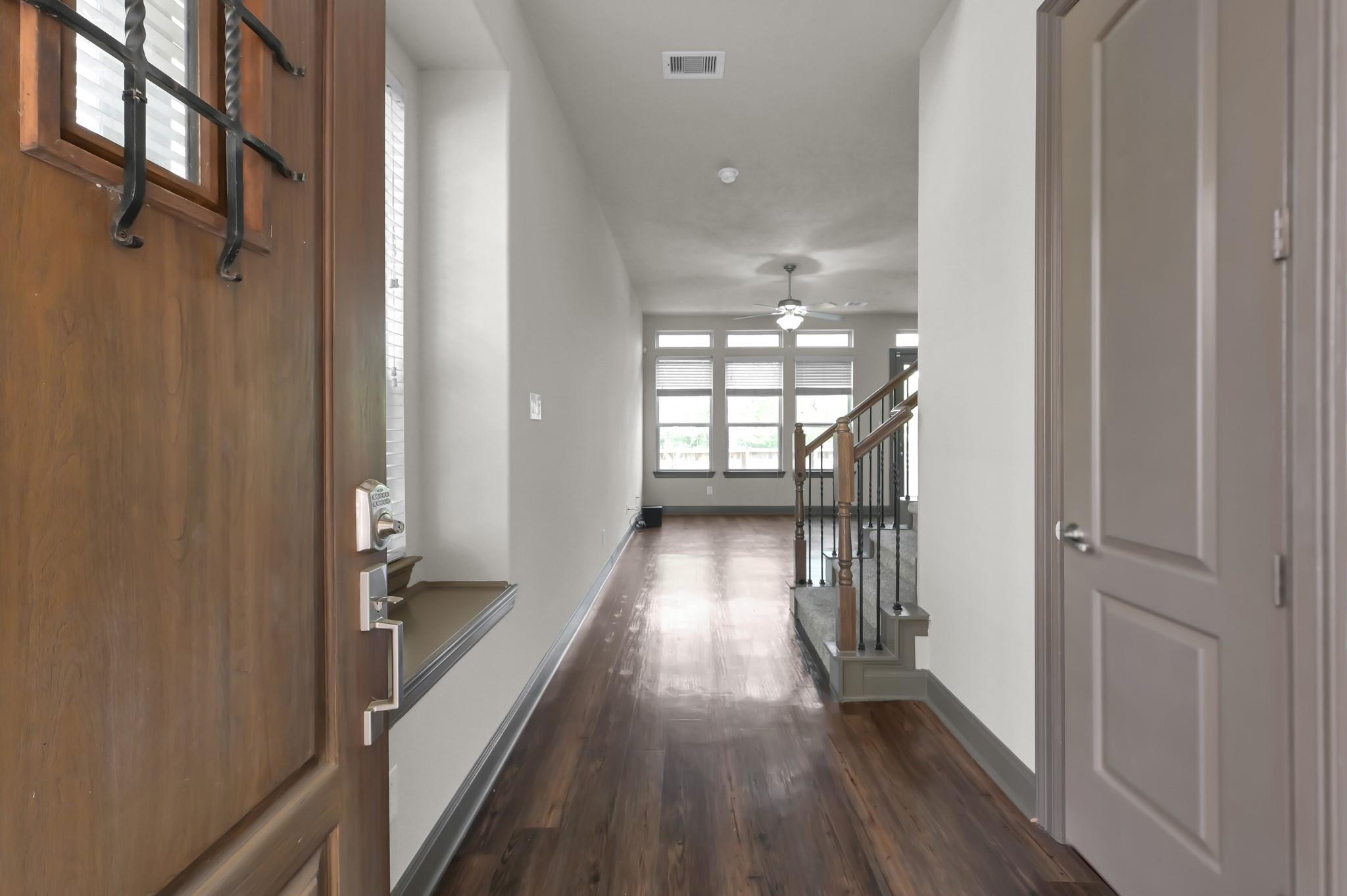 38 Aventura Place