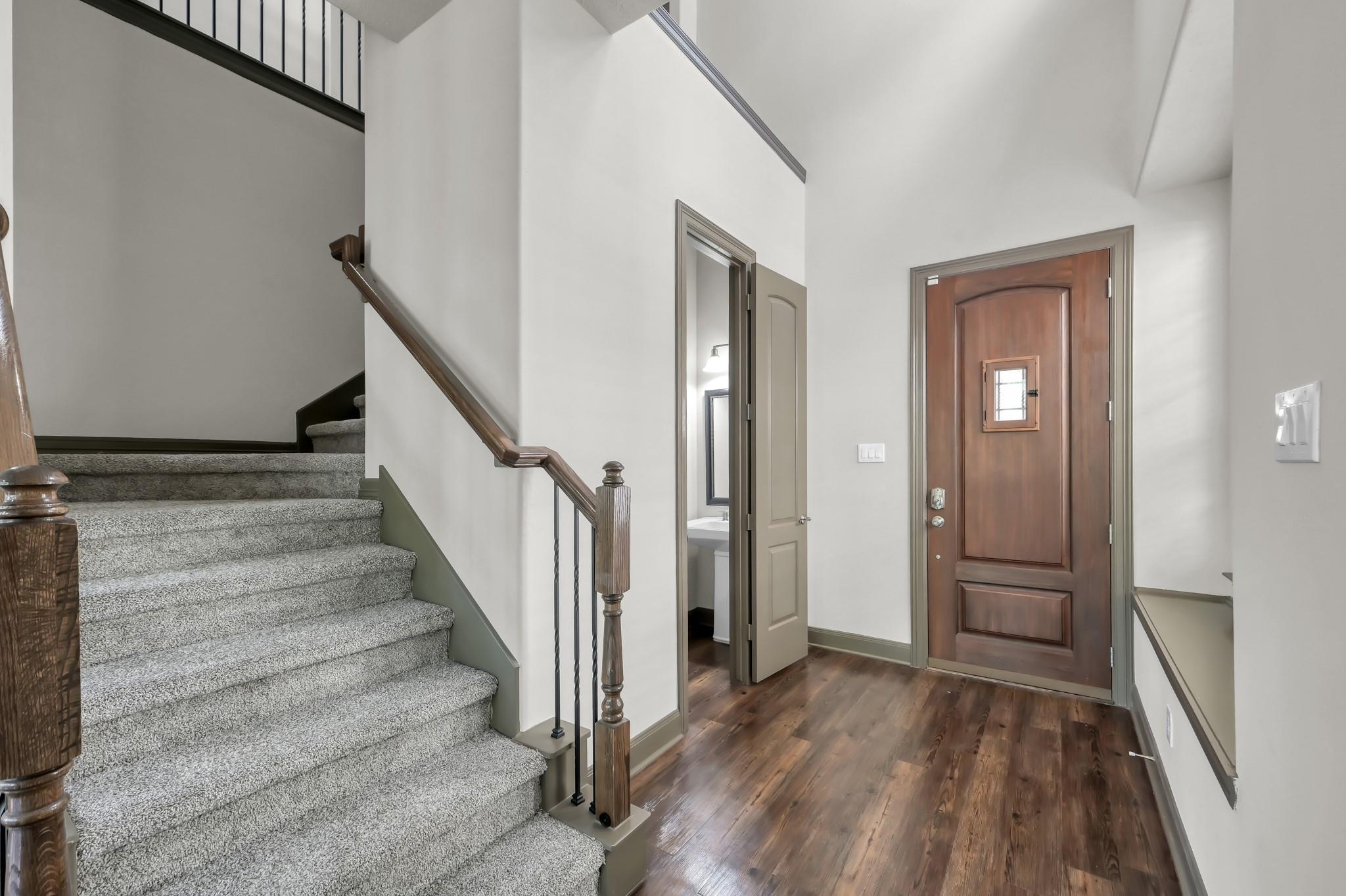 38 Aventura Place