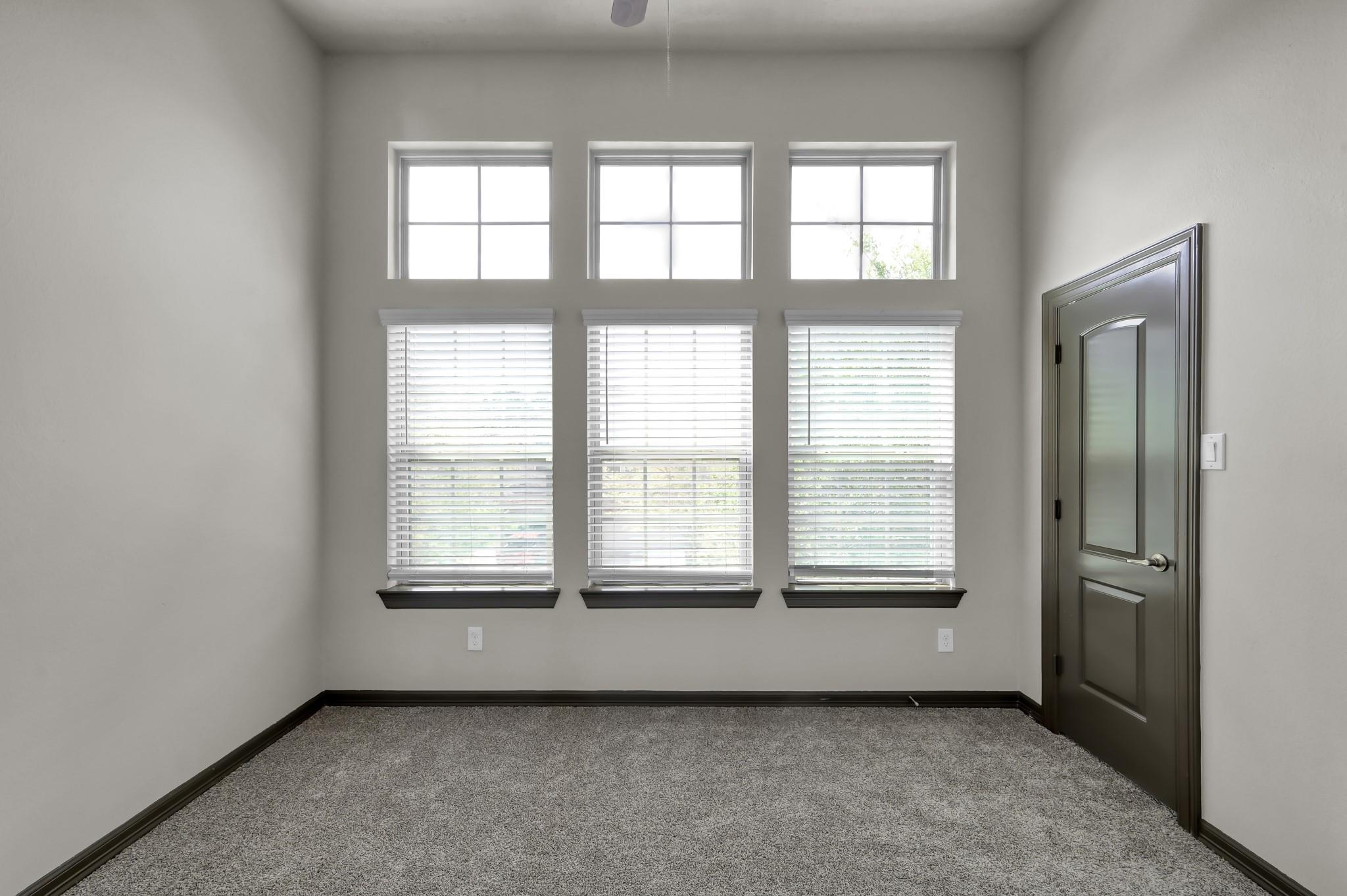 38 Aventura Place