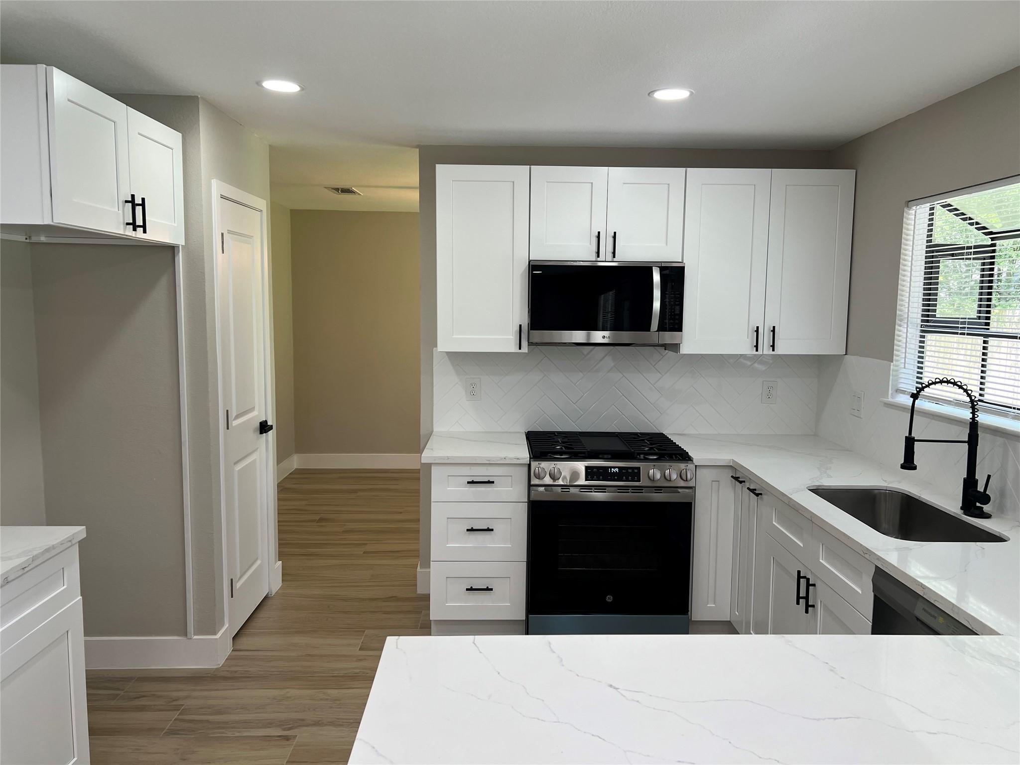 22 Cricket Hollow Place