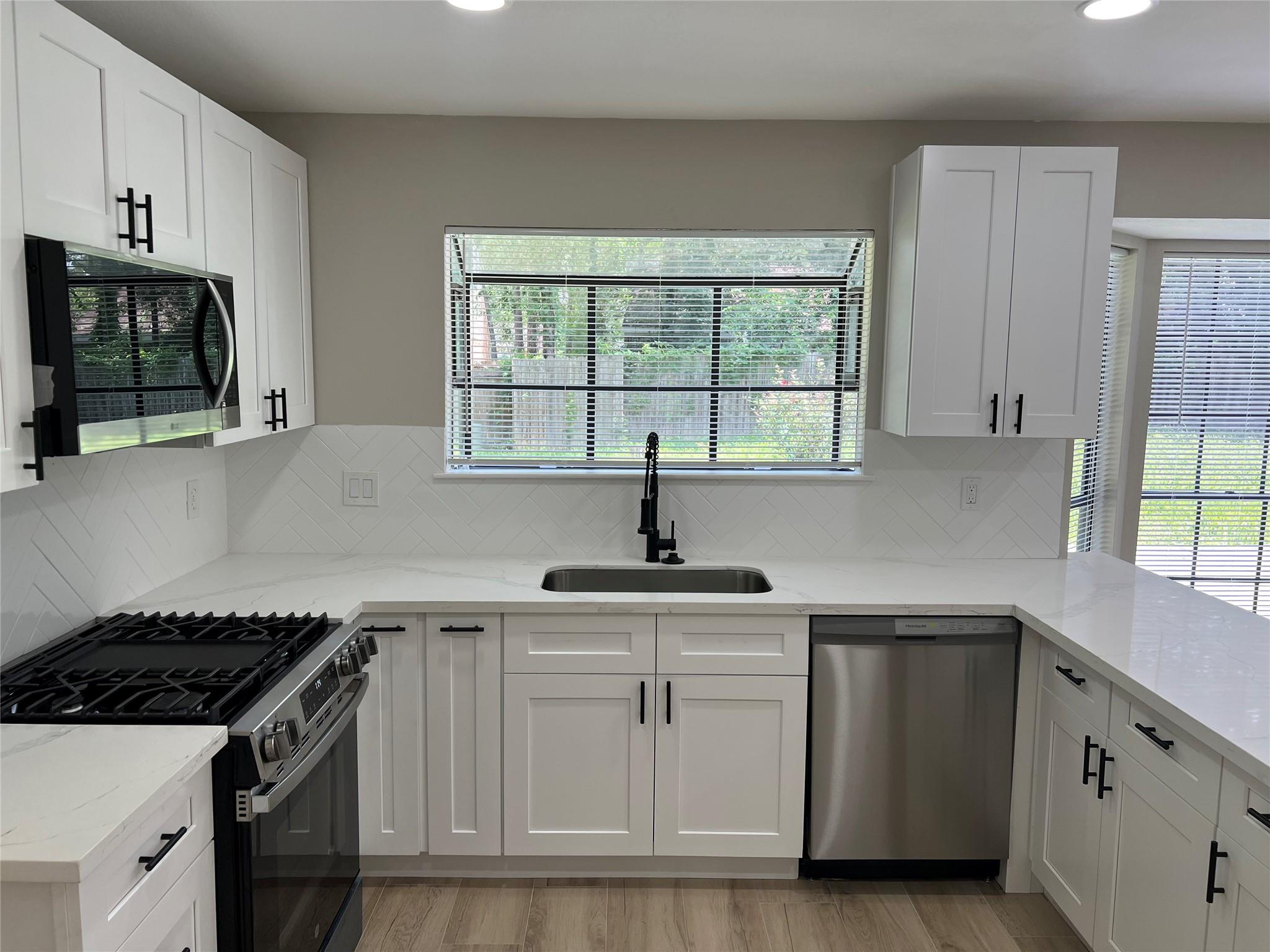 22 Cricket Hollow Place