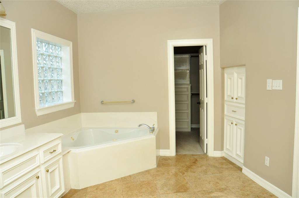 3127 Canyon Oak Court