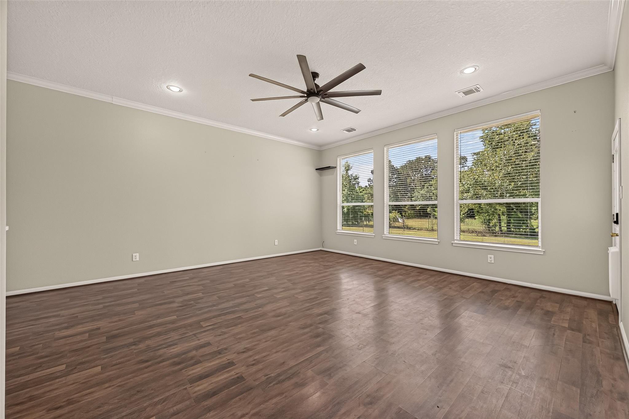 158 County Road 2194