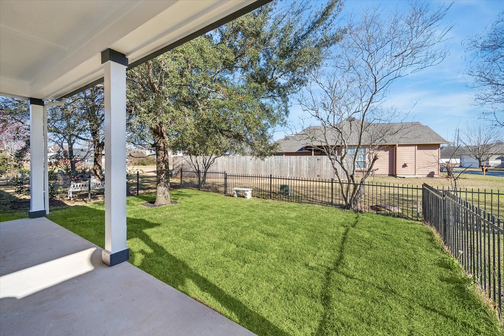 141 Golf View