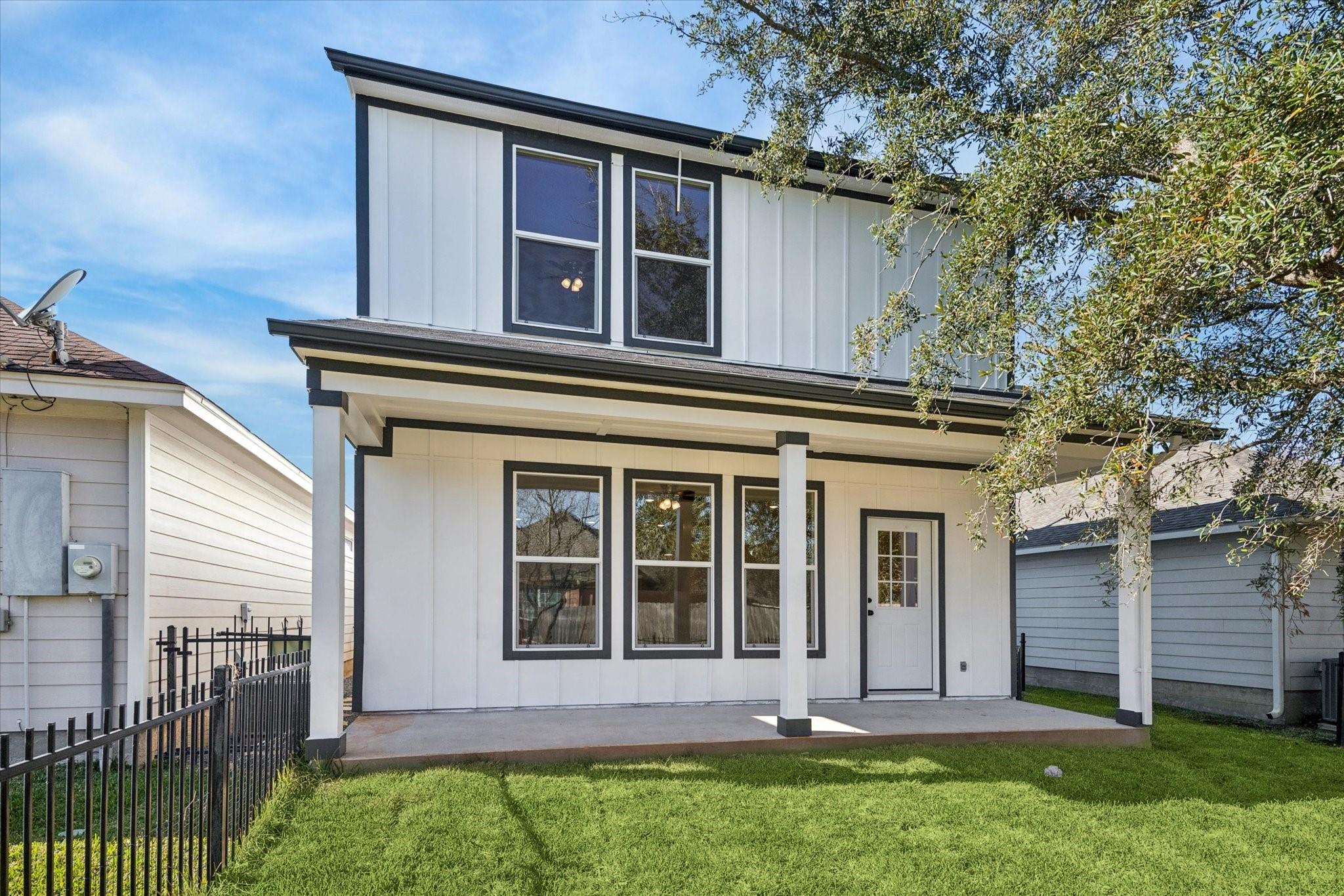 141 Golf View