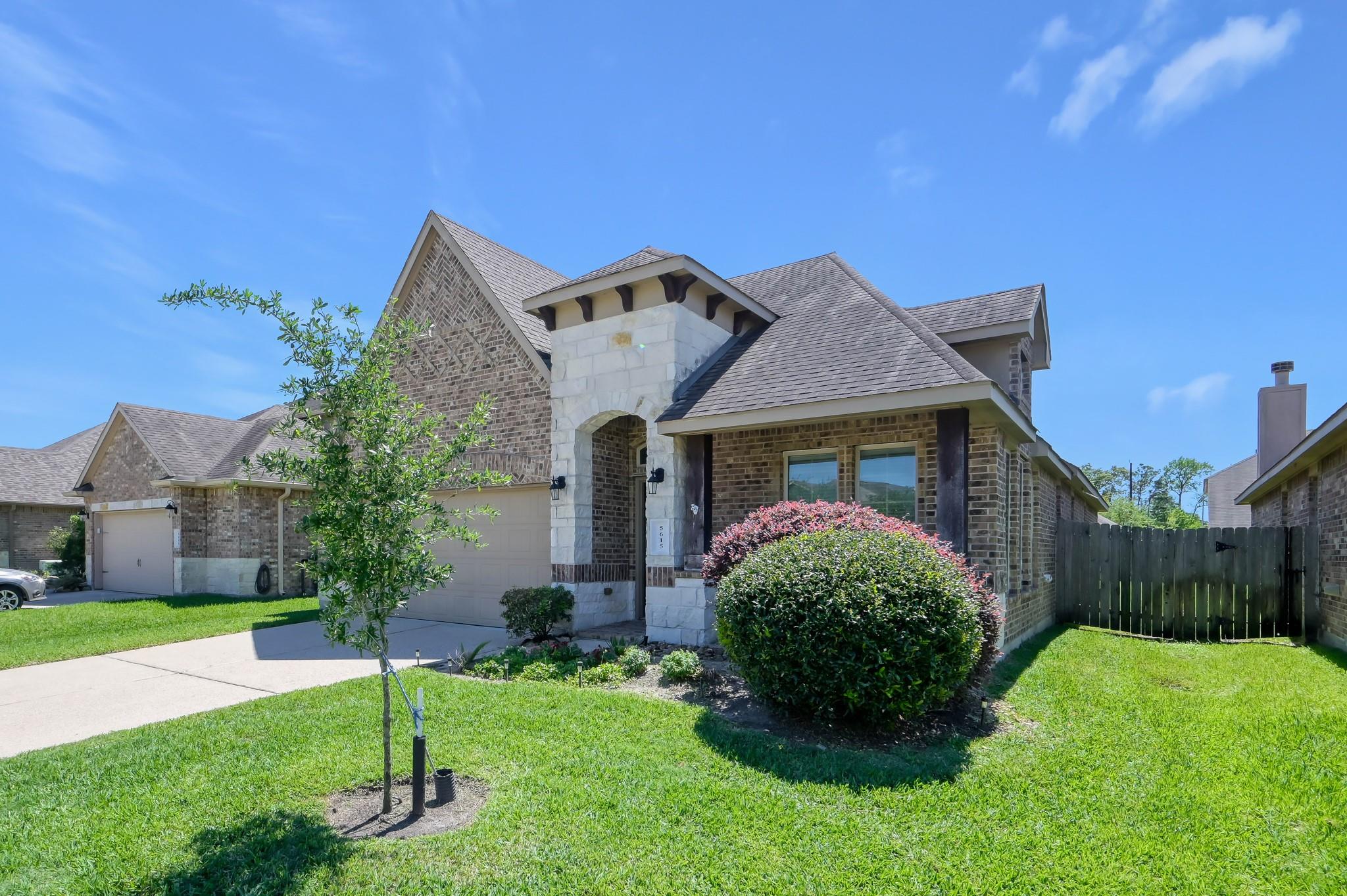 5615 Glenfield Spring Lane