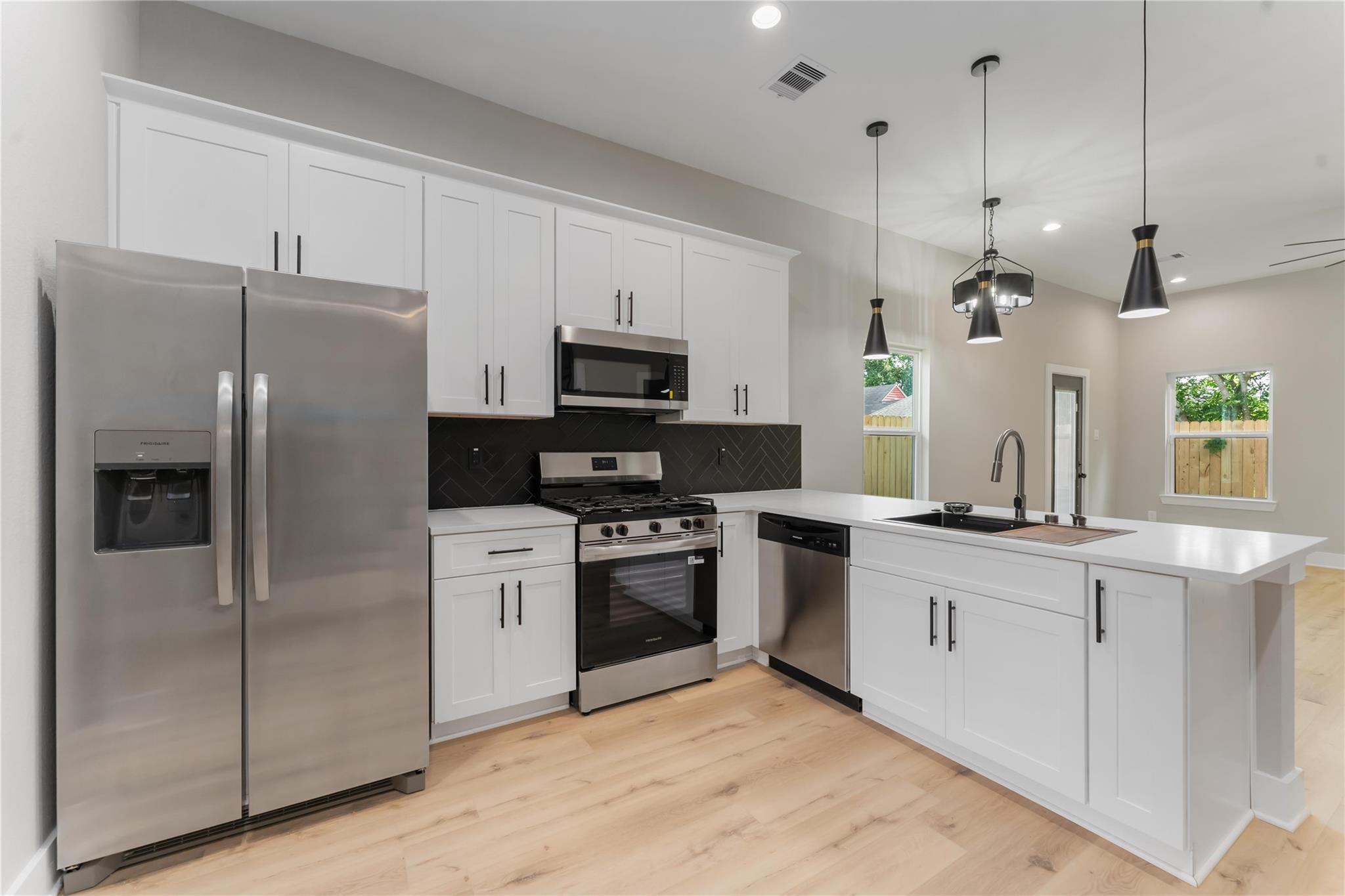 4117 Kewanee Street Unit: A/B