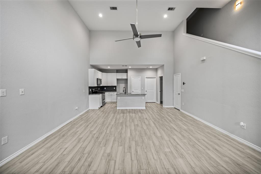4006 Frontier Road