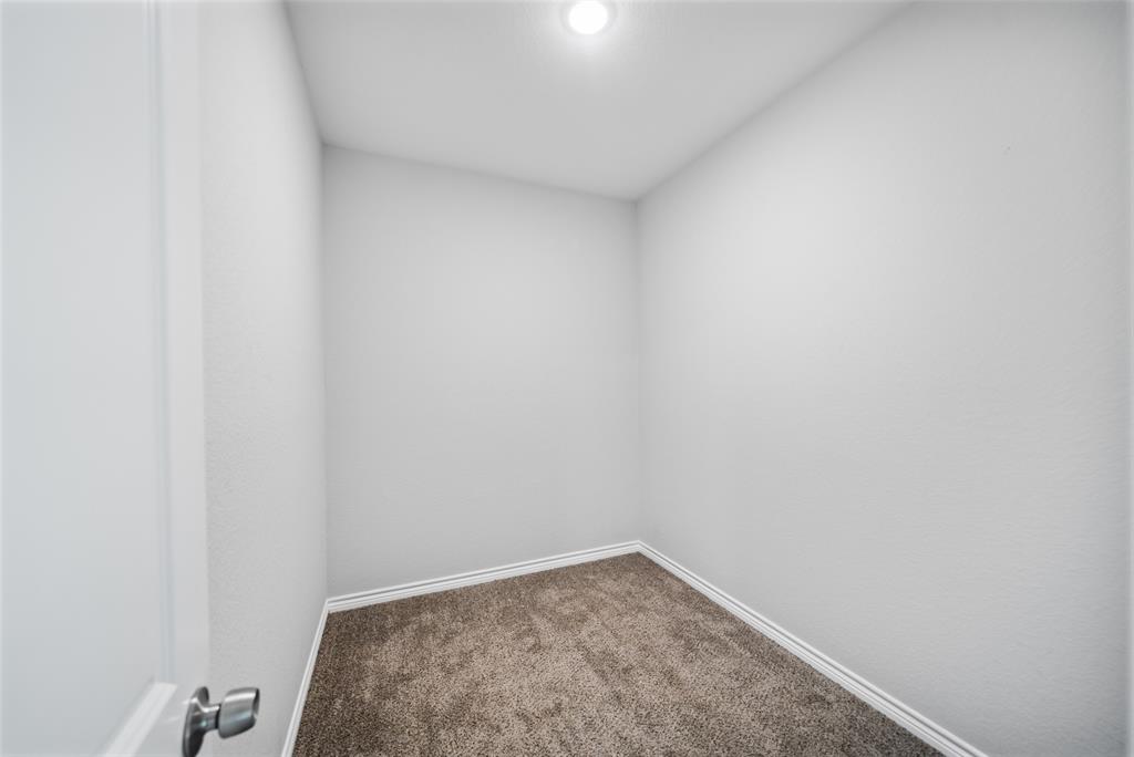 4006 Frontier Road