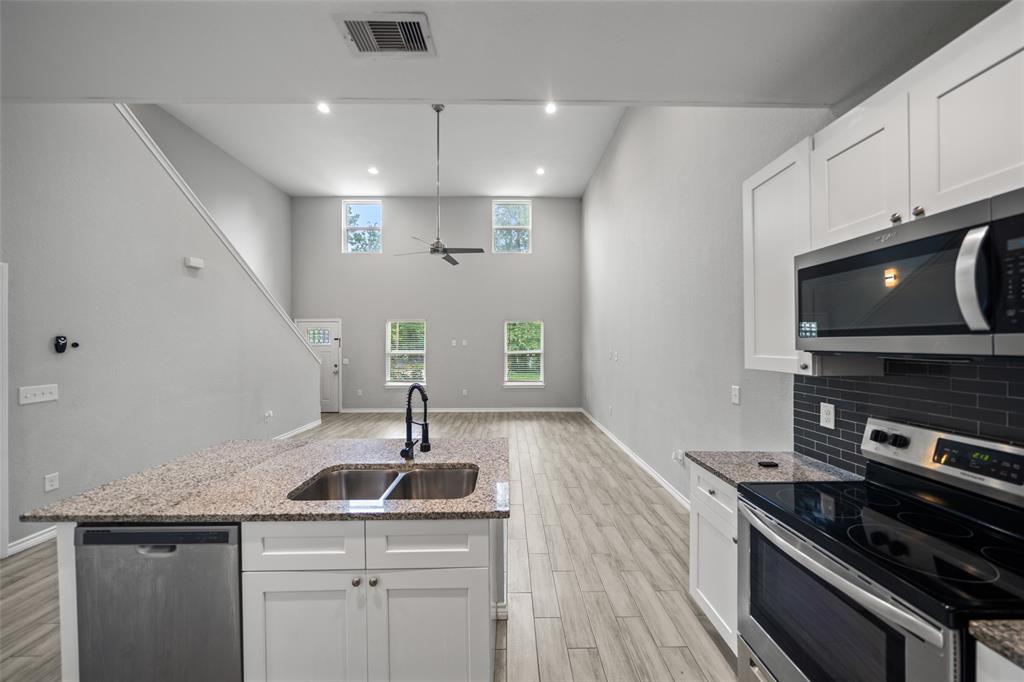 4006 Frontier Road