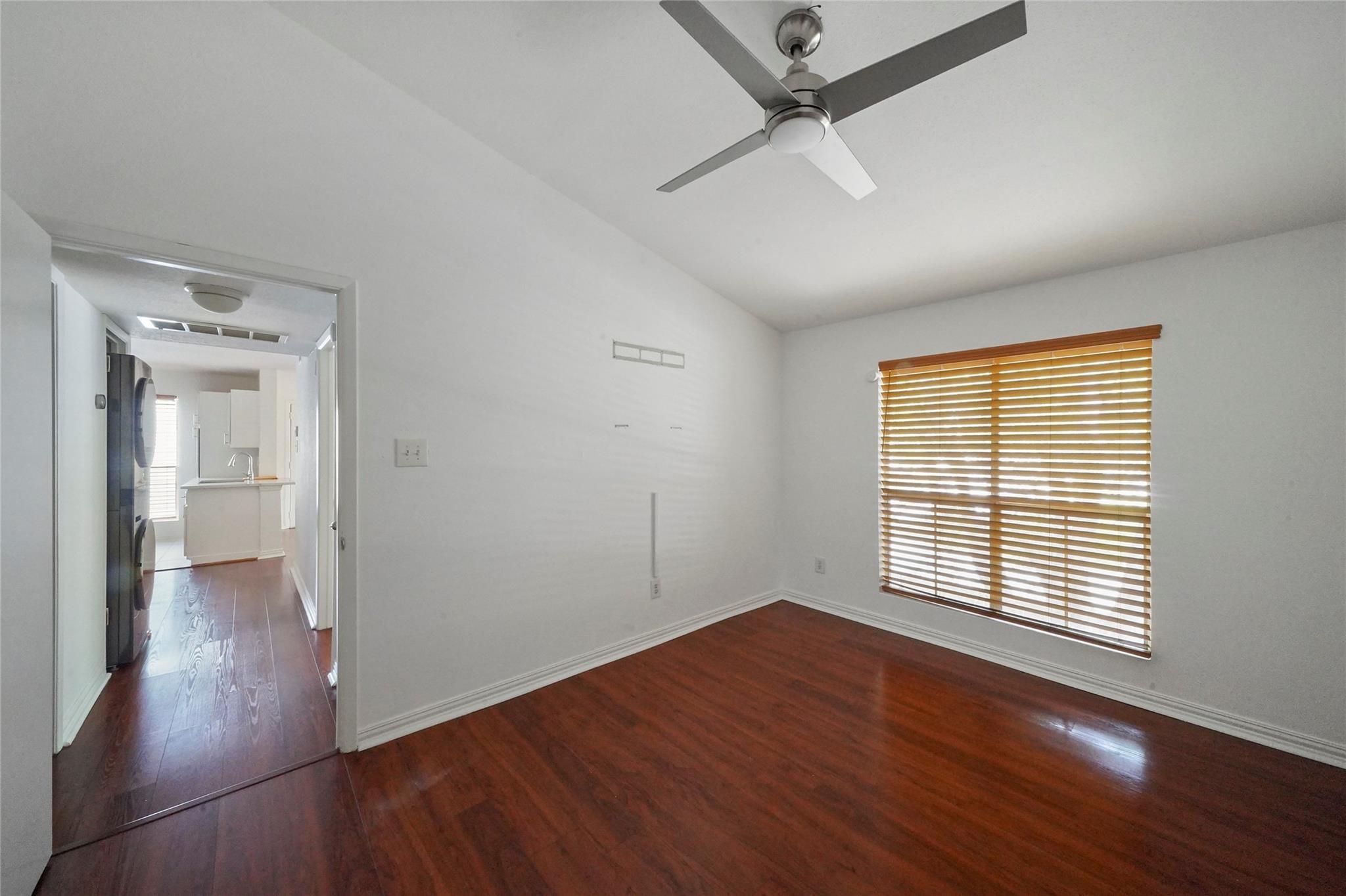 3900 Woodchase Drive # 52