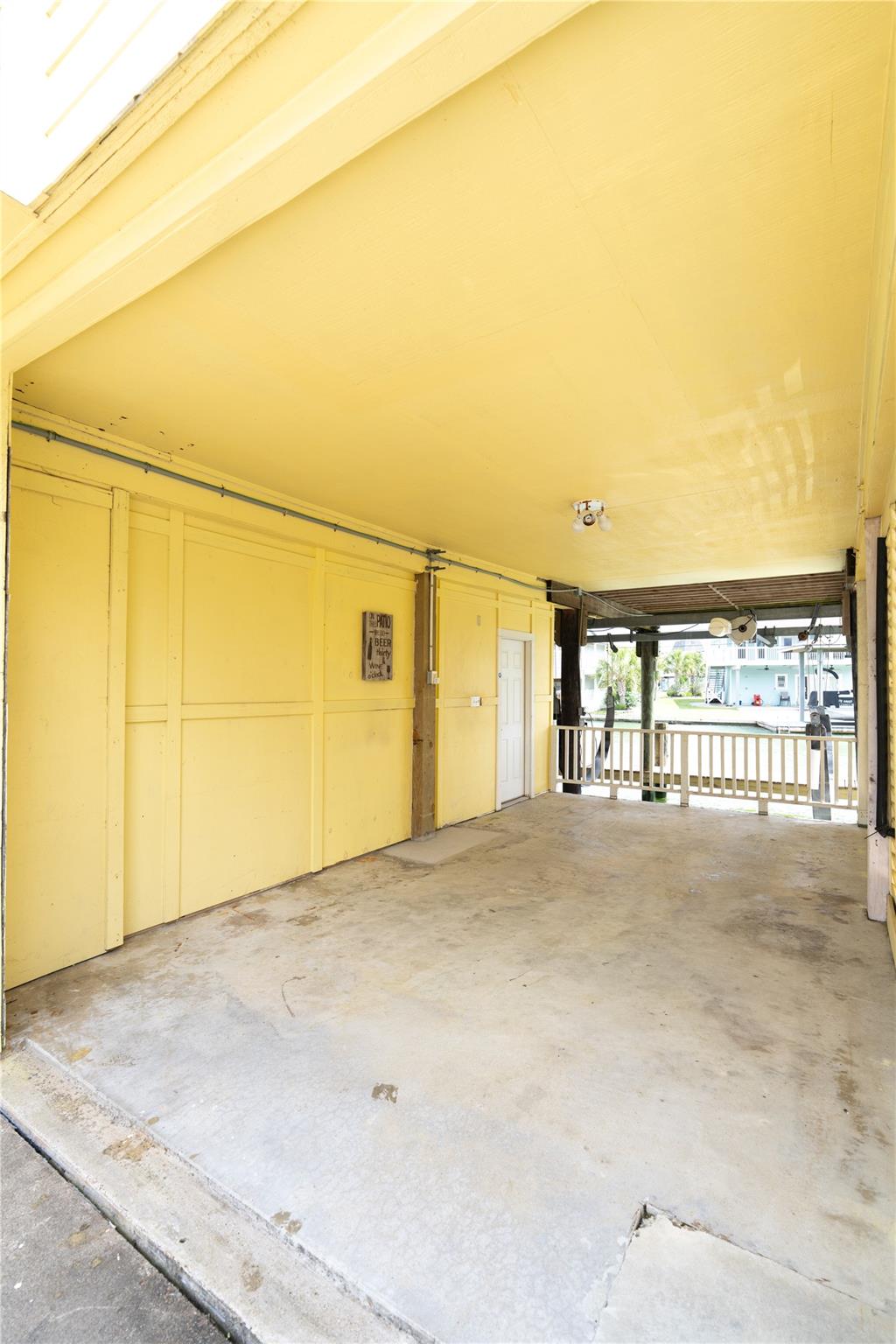 1319 Maui Drive