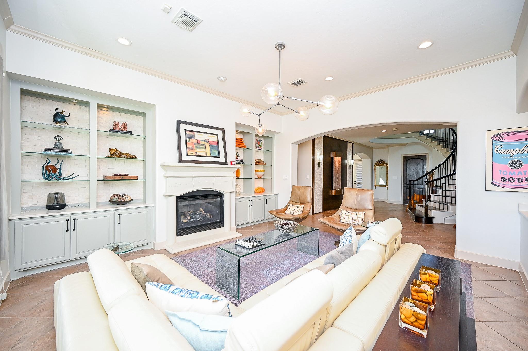 3815 Antibes Lane