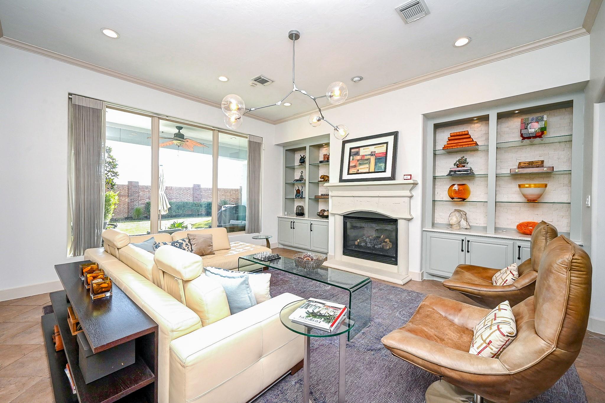 3815 Antibes Lane