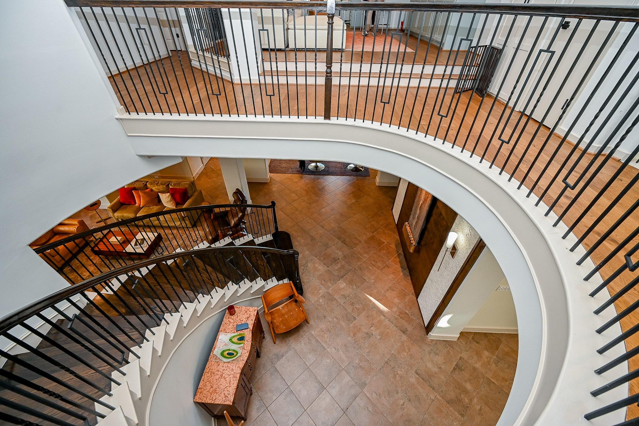 3815 Antibes Lane