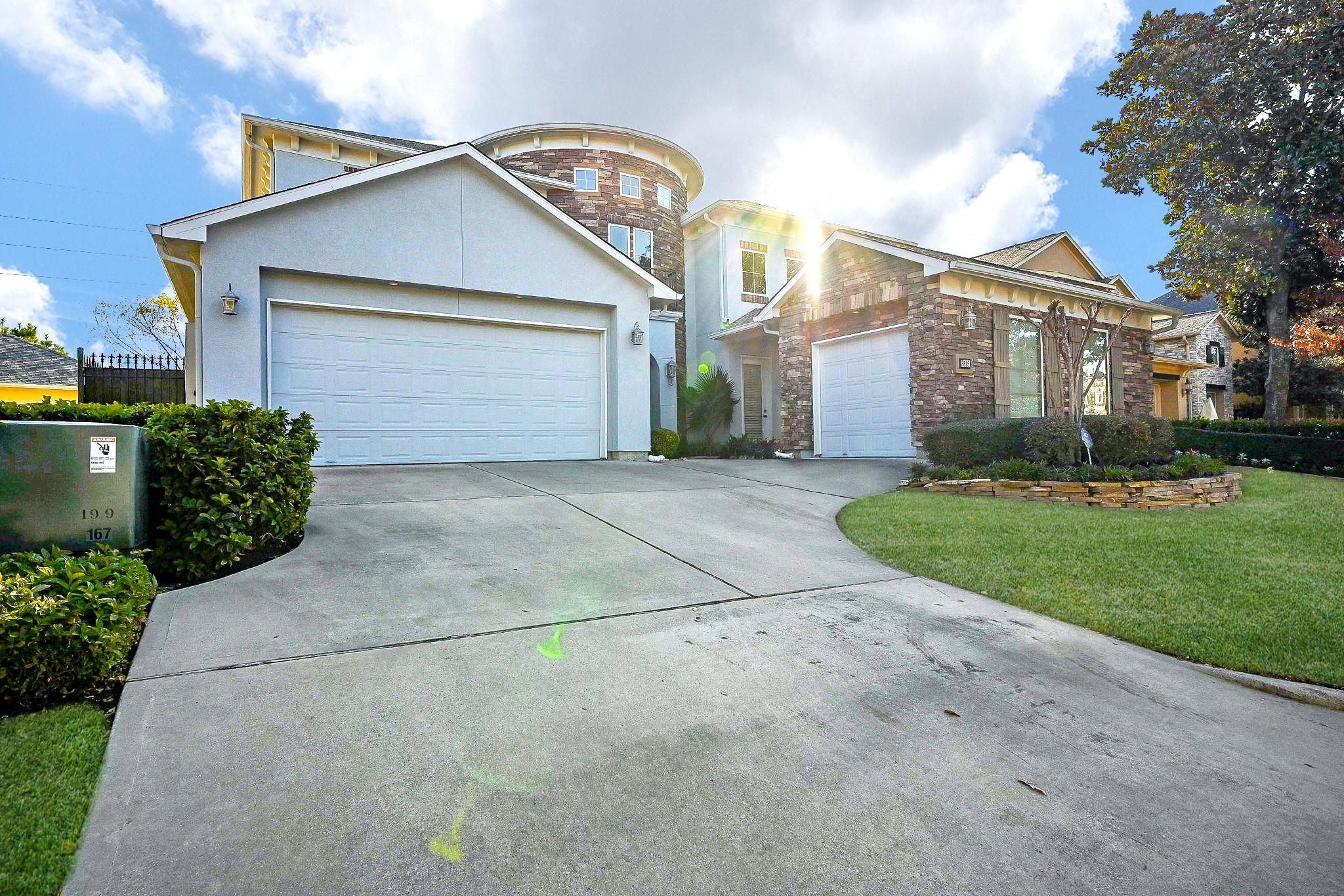 3815 Antibes Lane