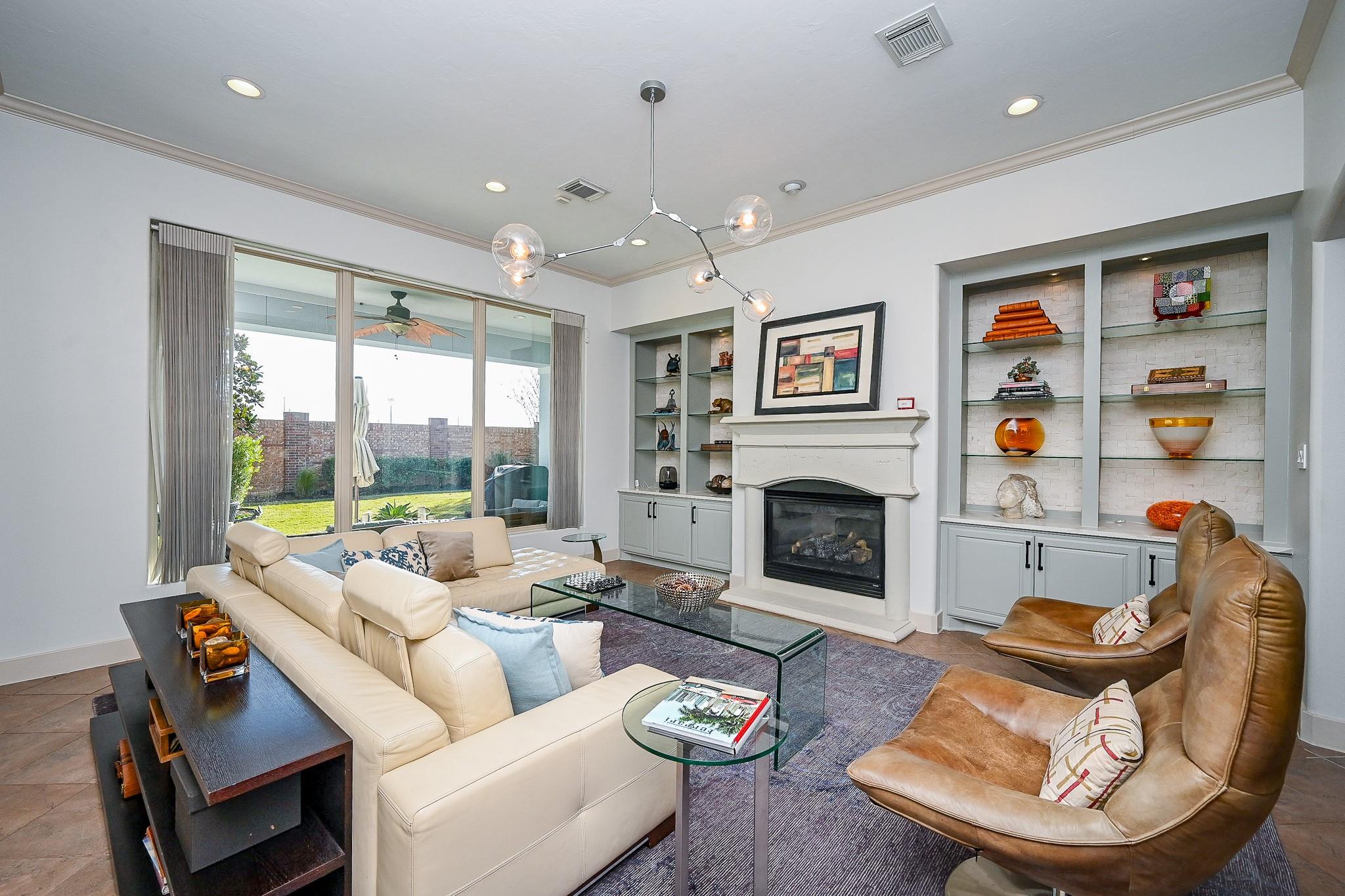 3815 Antibes Lane