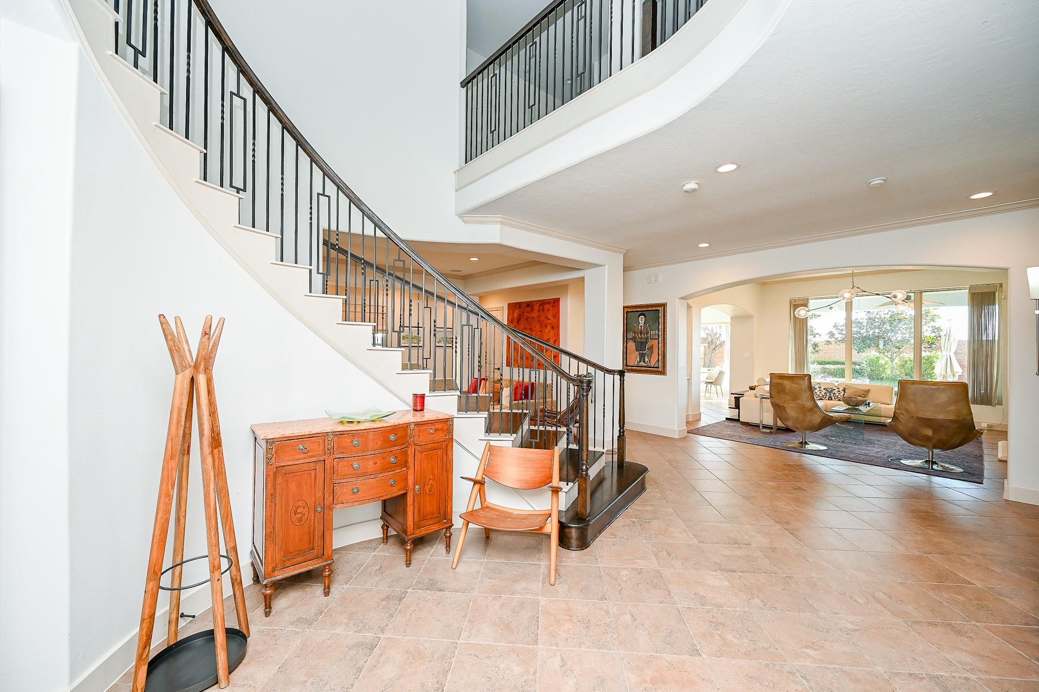 3815 Antibes Lane