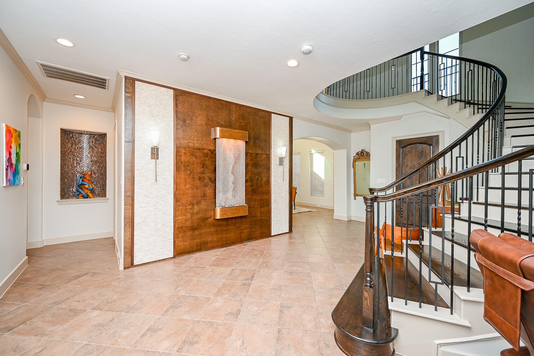 3815 Antibes Lane