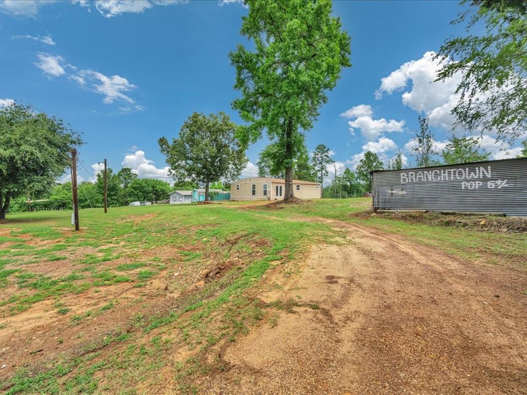 1949 County Road 2717