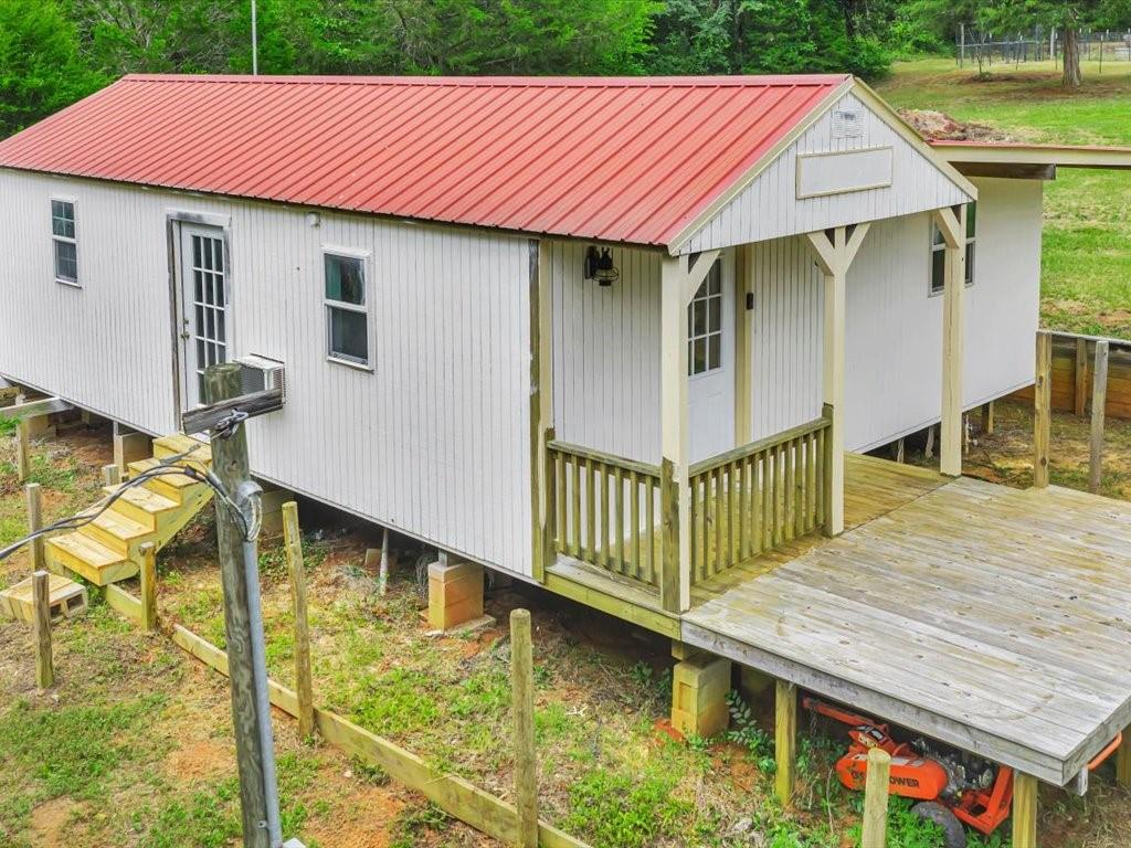 1949 County Road 2717