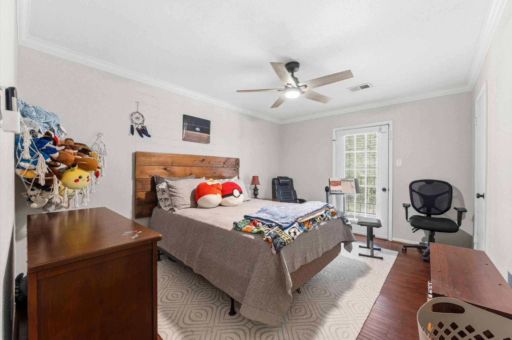 5 N Deerfoot Circle