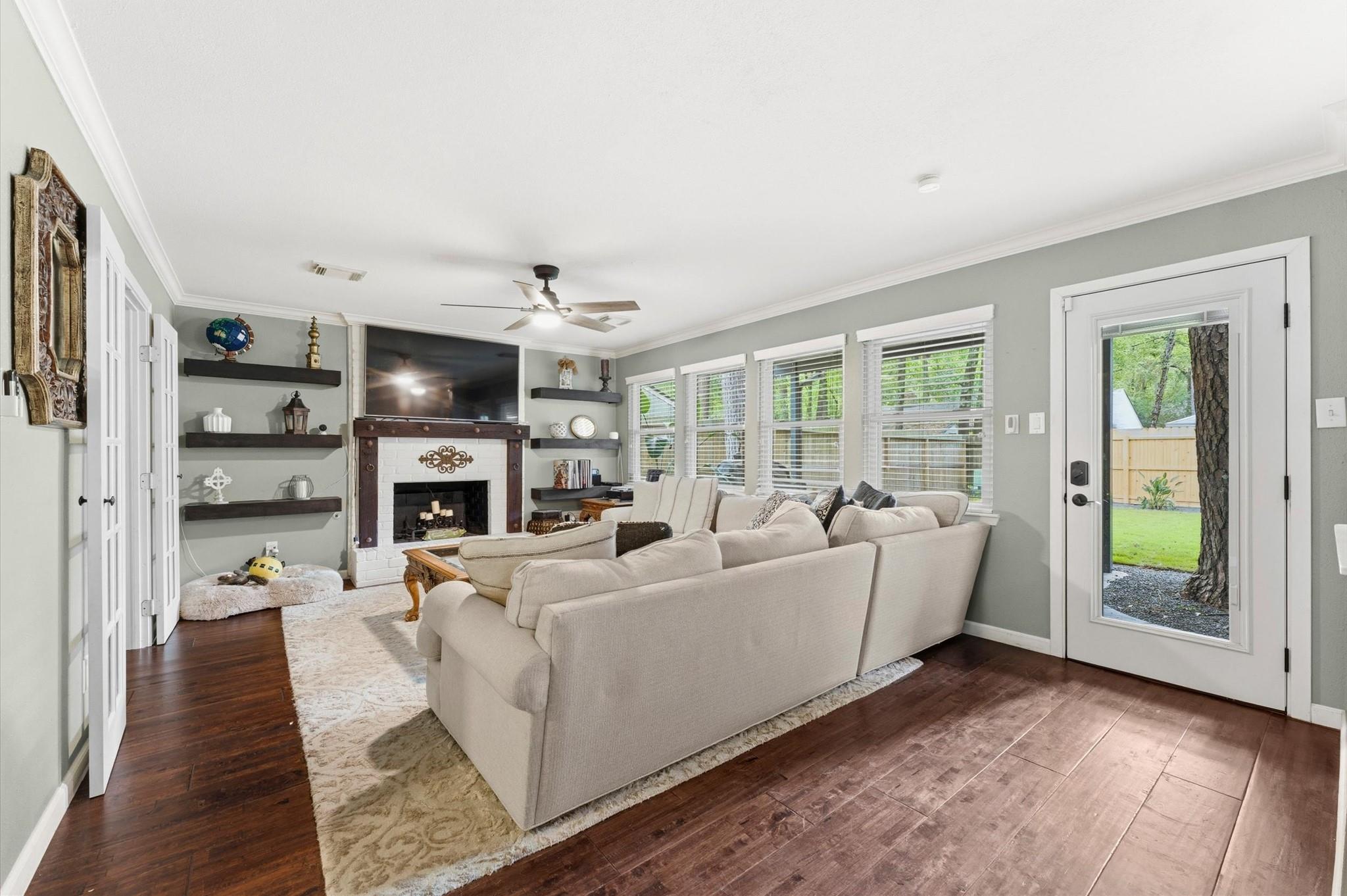 5 N Deerfoot Circle