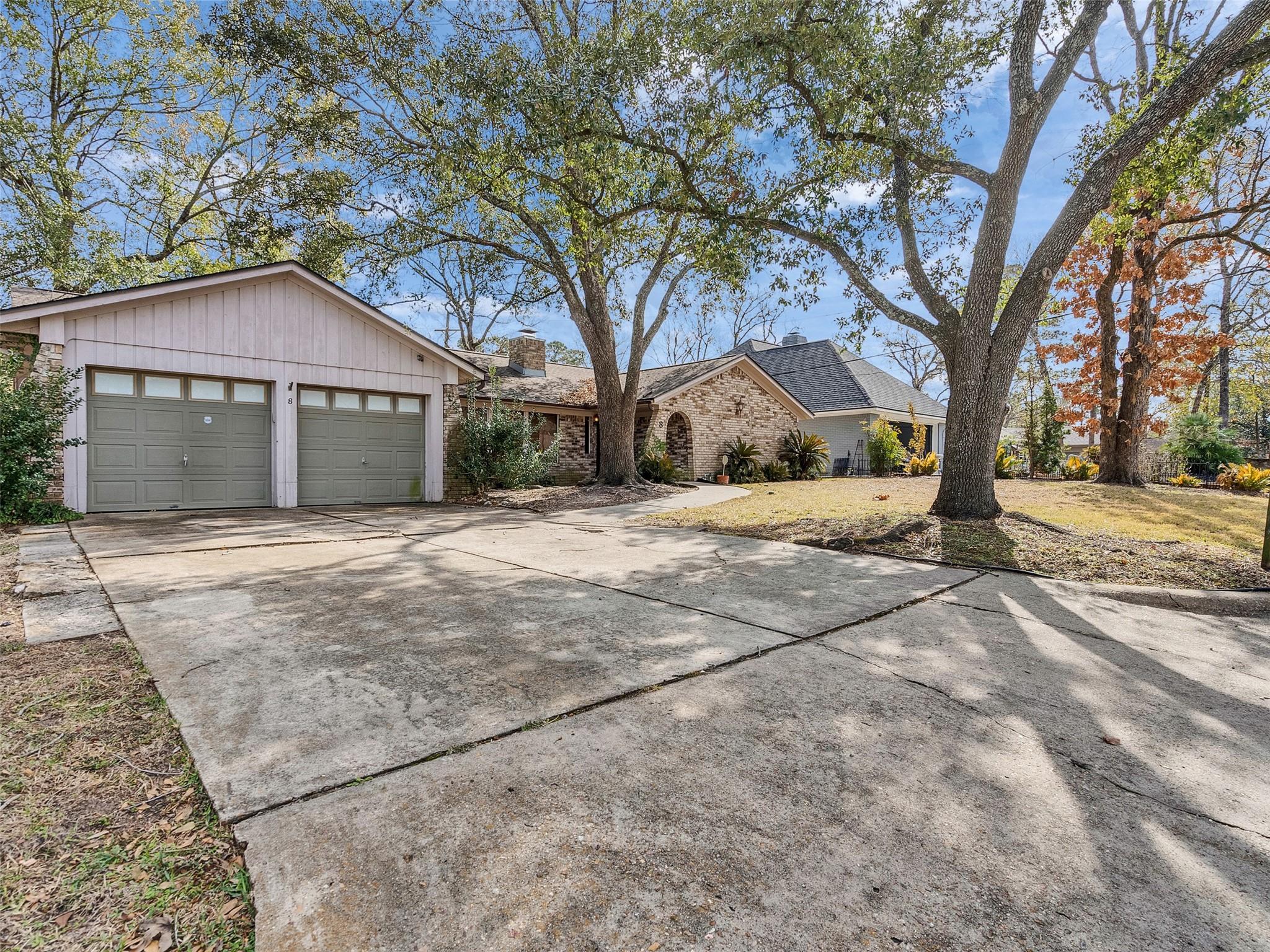 8 Shadowood Street
