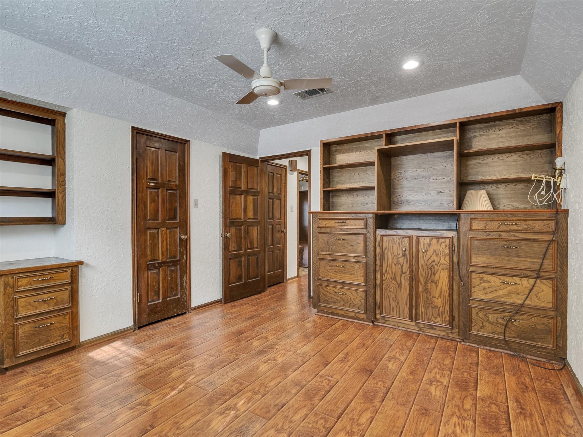 8 Shadowood Street