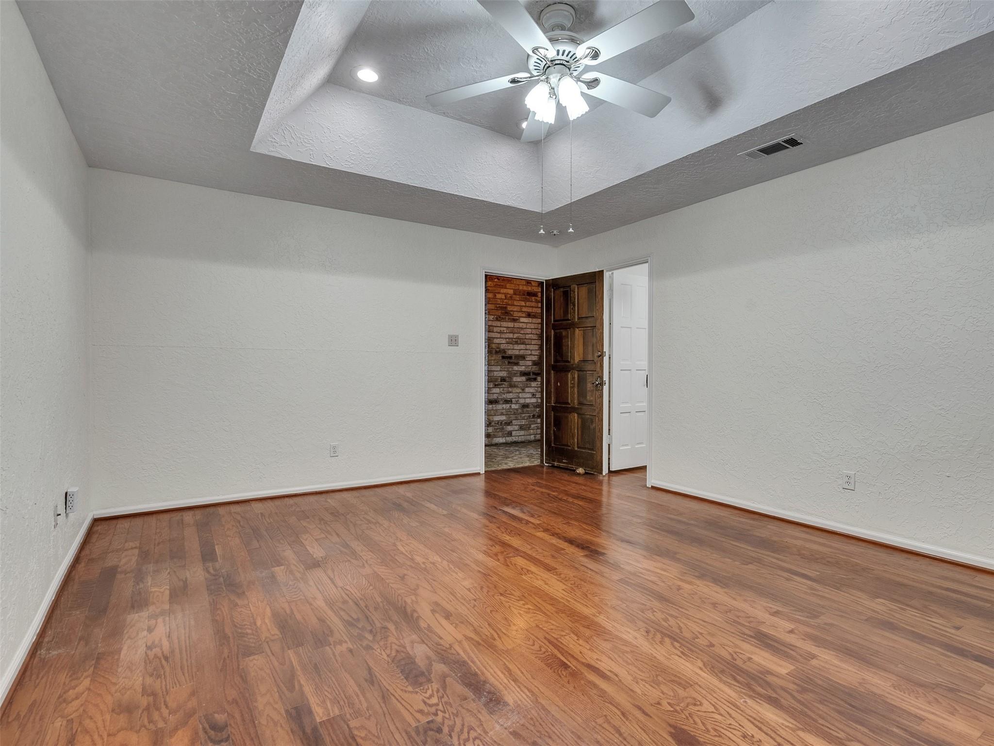 8 Shadowood Street