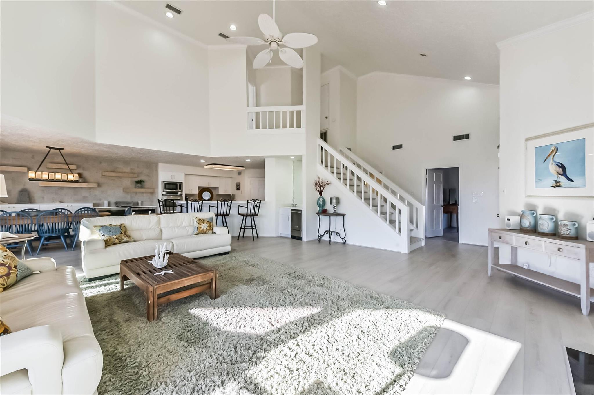 4231 Pelican Lane