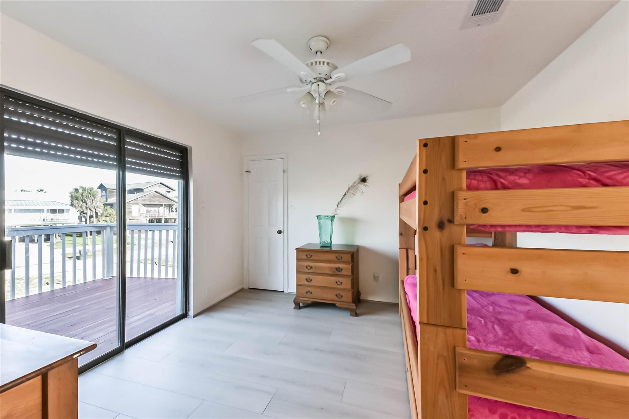 4231 Pelican Lane