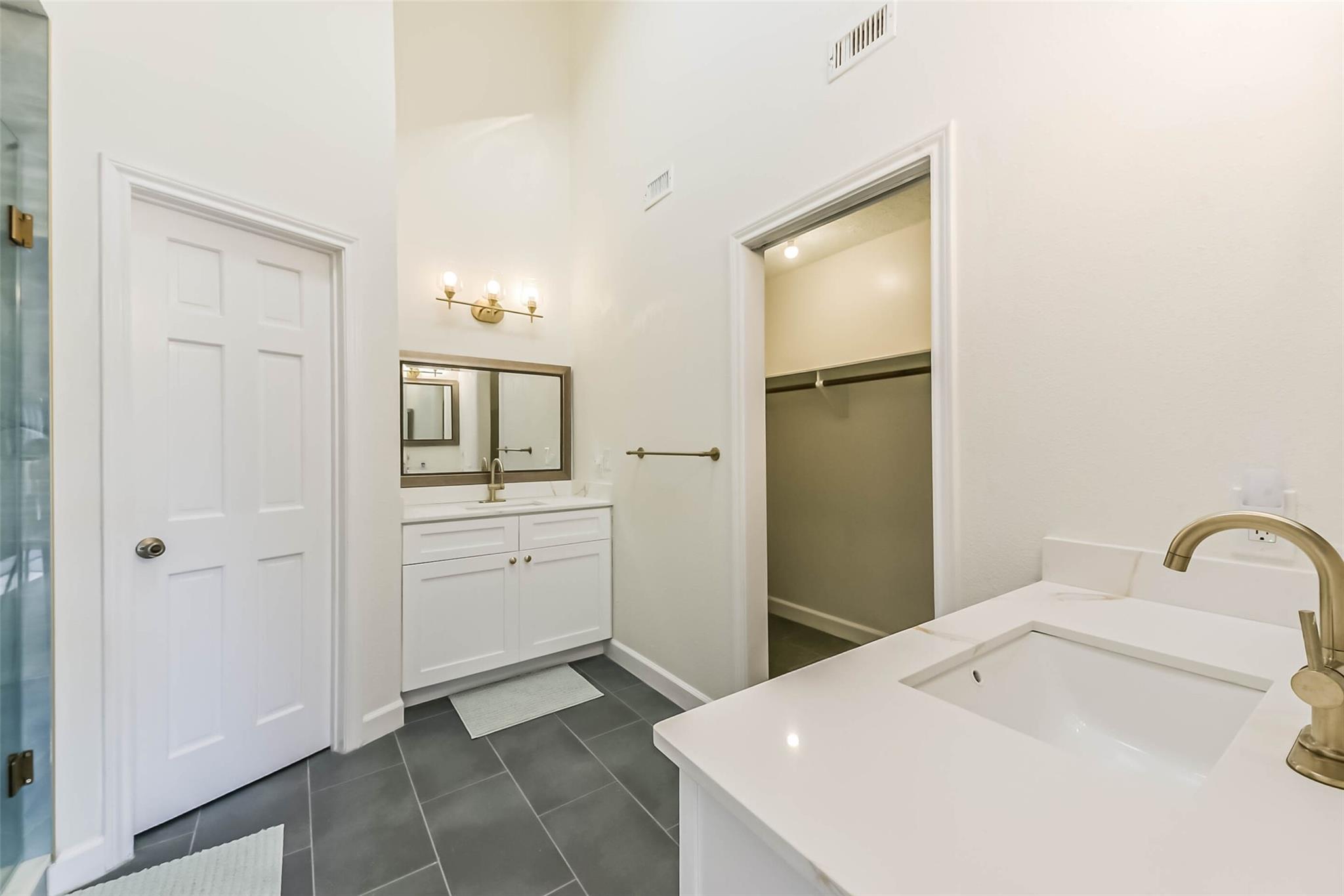 4231 Pelican Lane