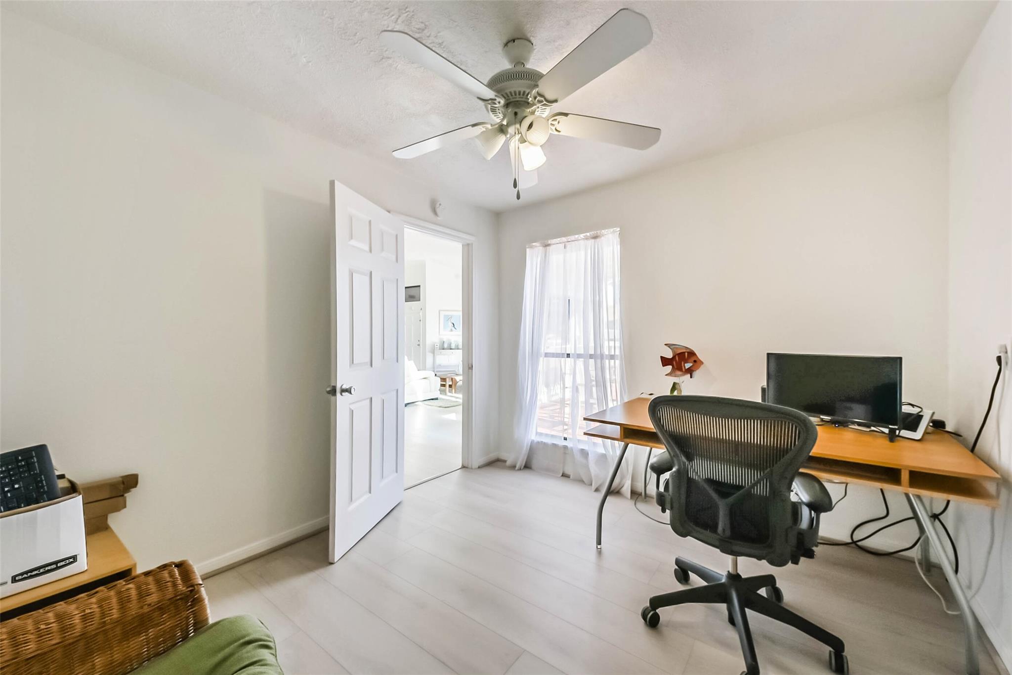 4231 Pelican Lane