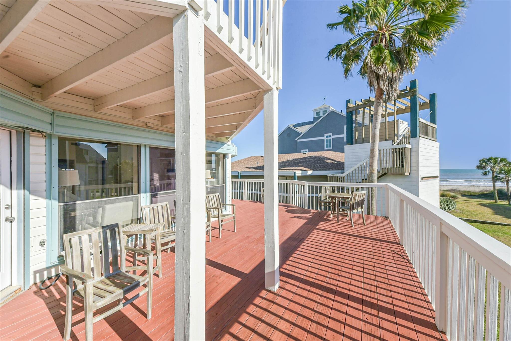 4231 Pelican Lane