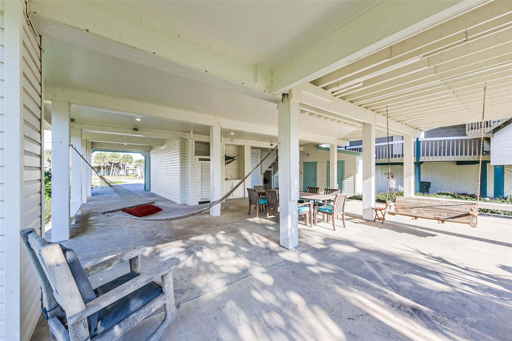 4231 Pelican Lane