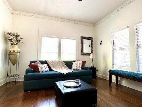 14254 State Highway 16 N