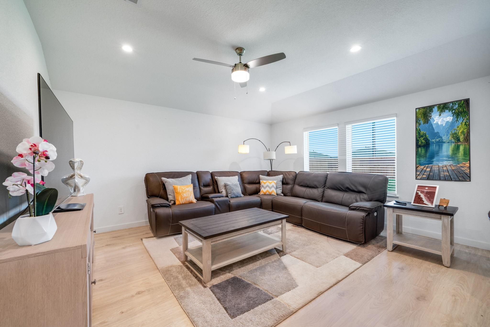4019 Pierce Place Lane