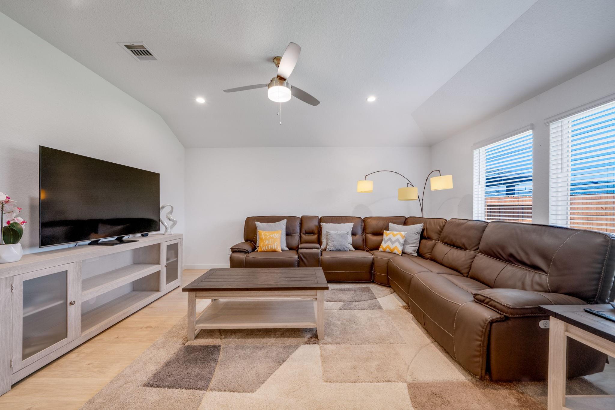 4019 Pierce Place Lane