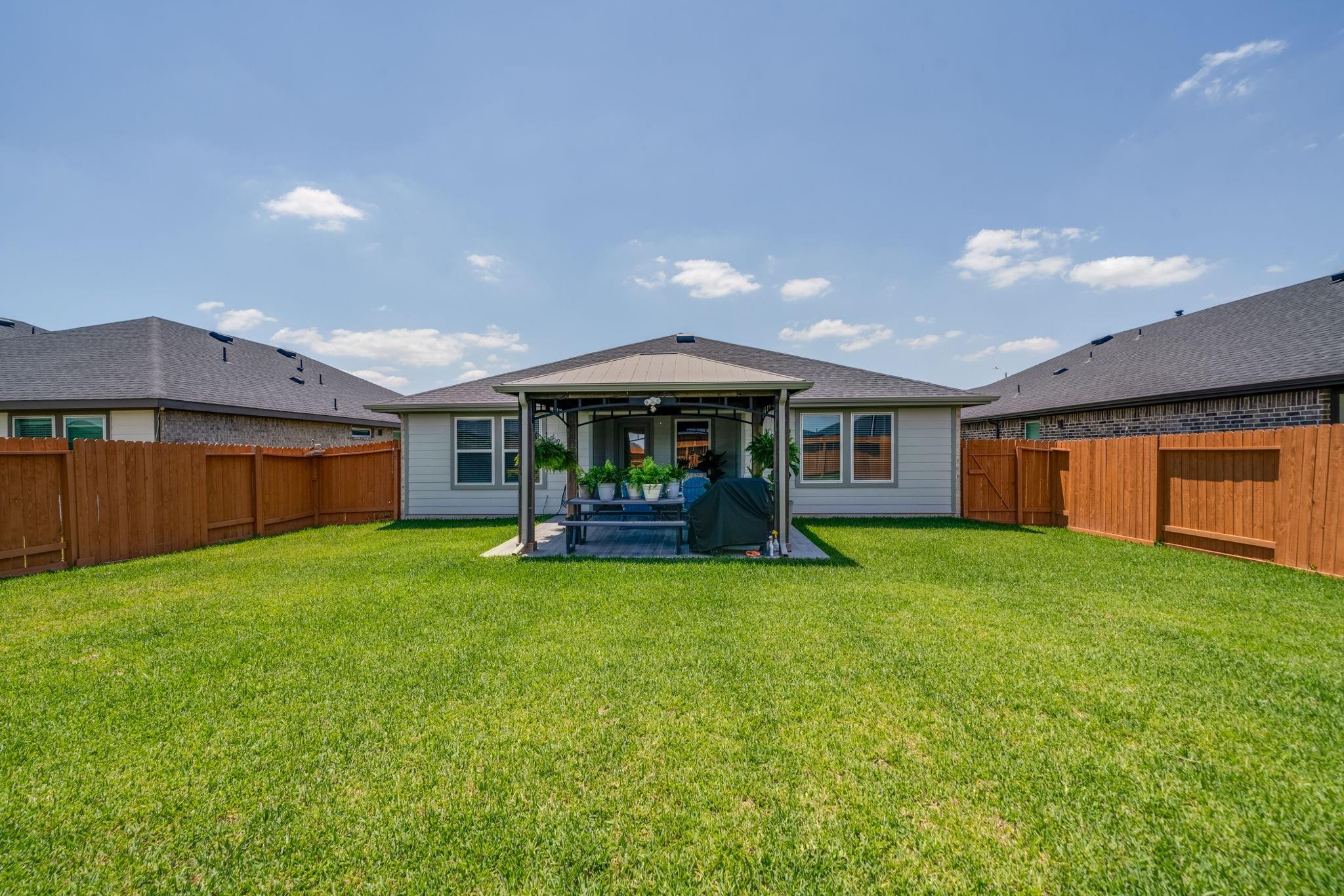 4019 Pierce Place Lane