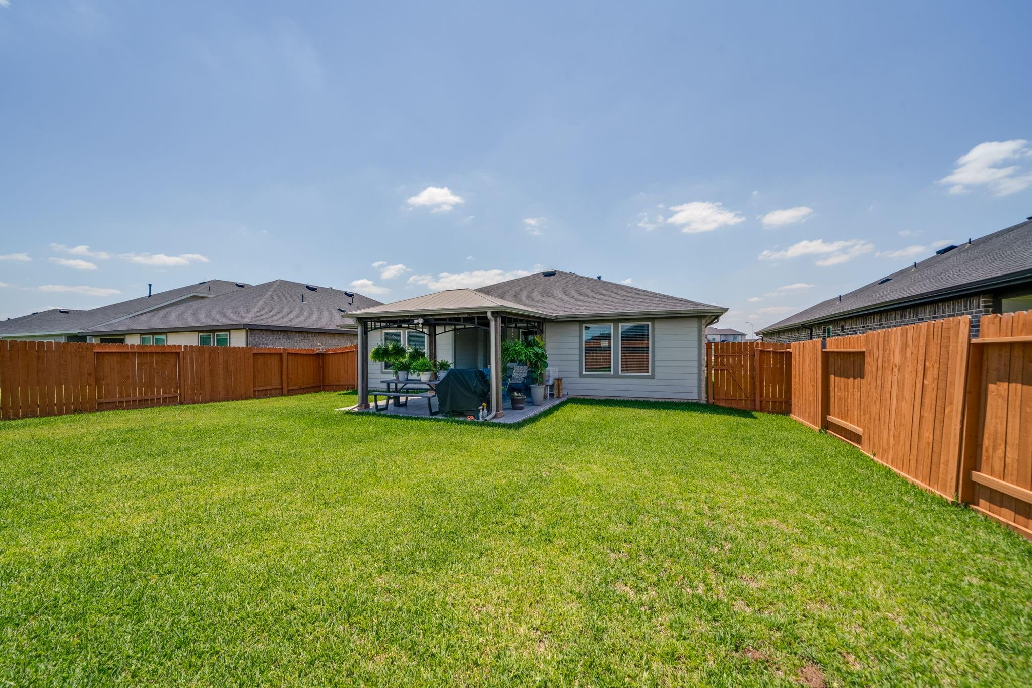 4019 Pierce Place Lane