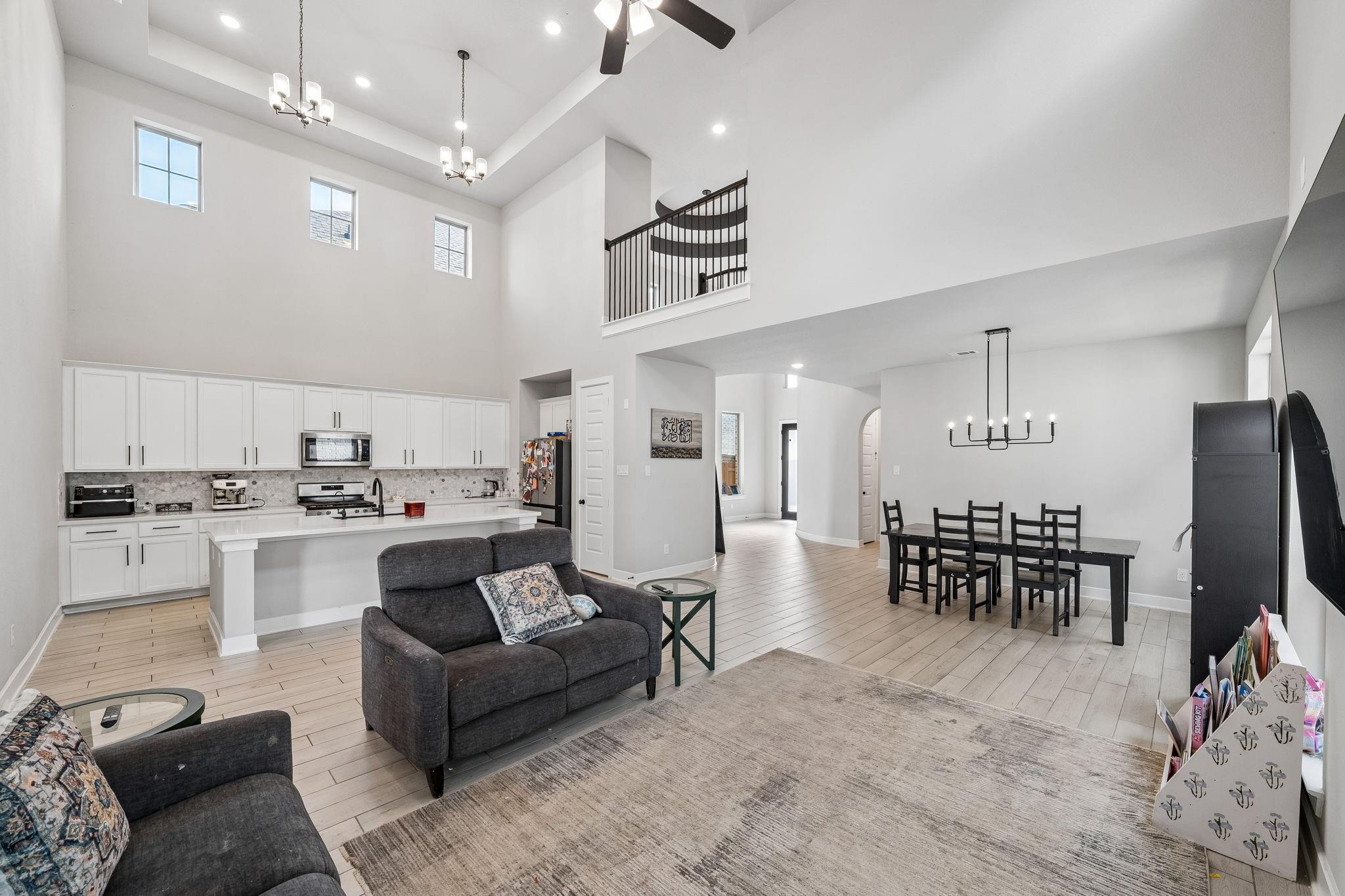 7010 Grassland Vista Lane